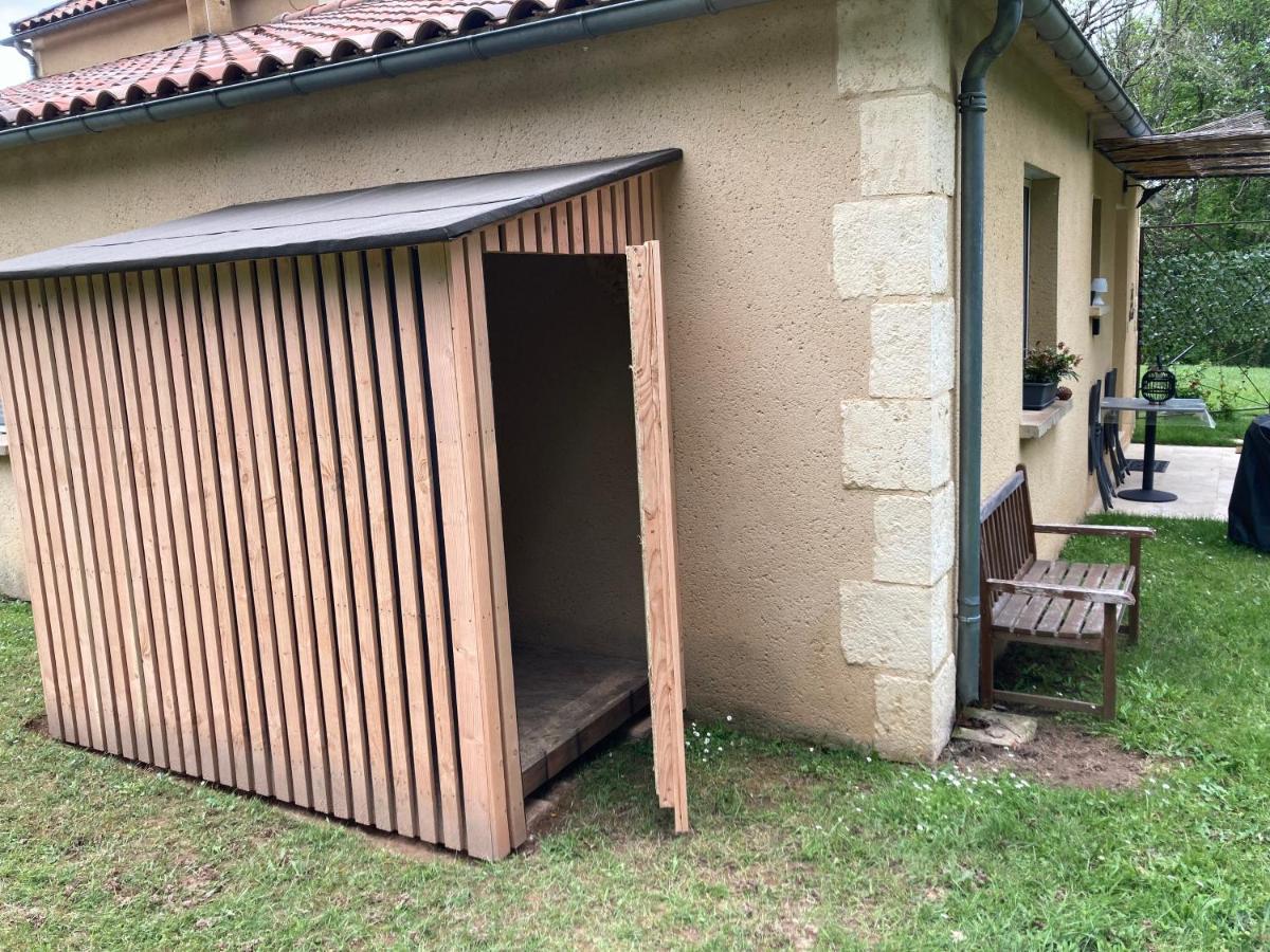 Frayssinet-le-Gélat Gite Des Combes Blanches Avec Piscine المظهر الخارجي الصورة